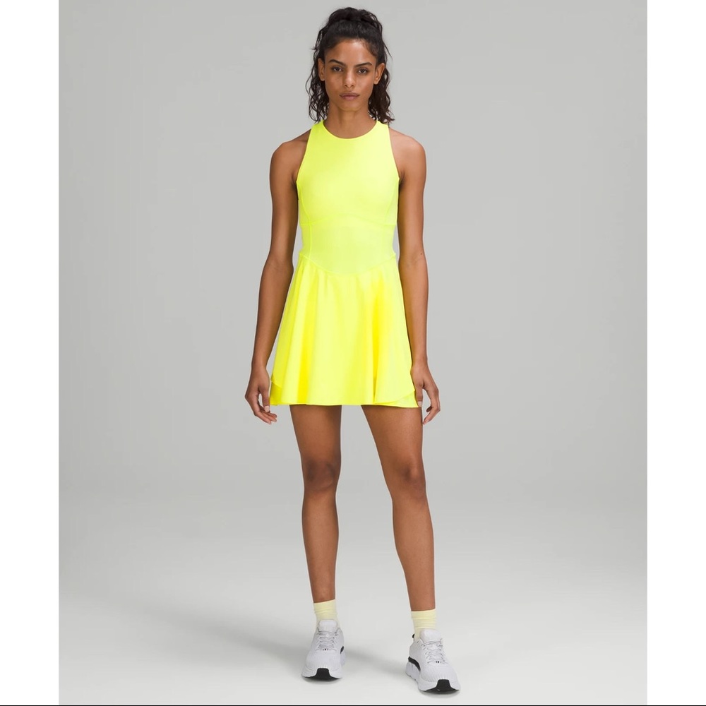 Court Crush Dress size 4